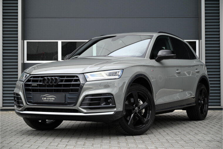 Foto van Audi Q5 2.0 TFSI QUATTRO / 3 X S-LINE / RS SEATS / CARBON / B&O / VIRTUAL COCKPIT / SFEERVERLICHTING / QUANTUM GREY