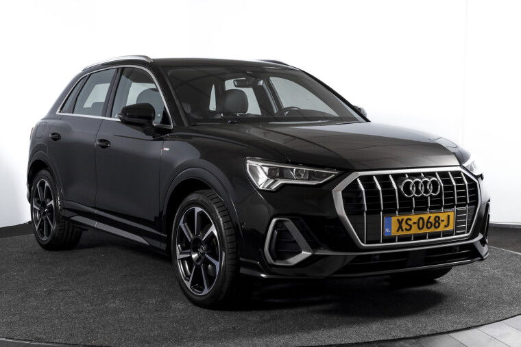 Audi - Q3