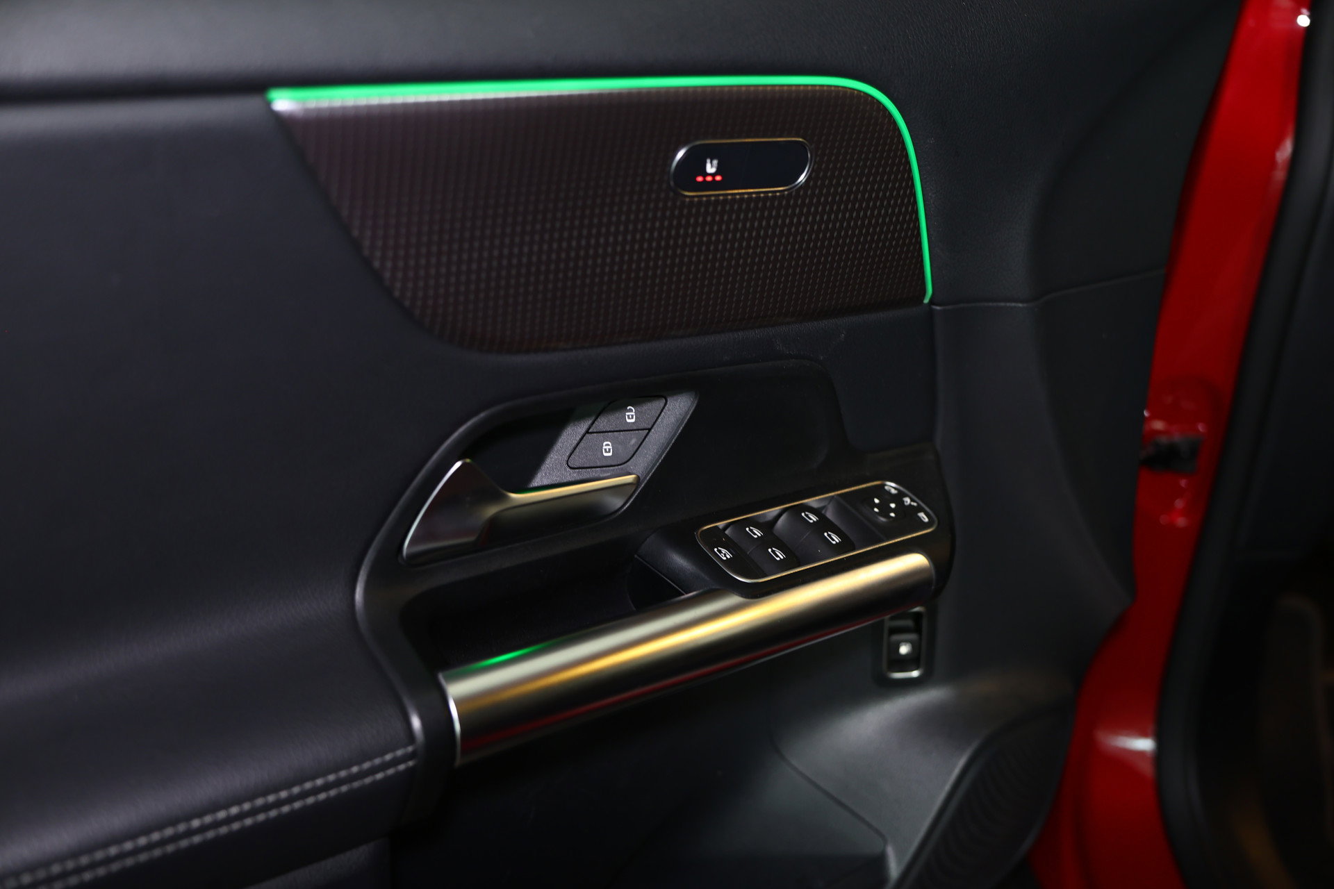 Mercedes-Benz 250 e AMG Line AVM CARPLAY NAVI CLIMA PDC CRUISE CAMERA SFEER THAAK '22 - foto 13