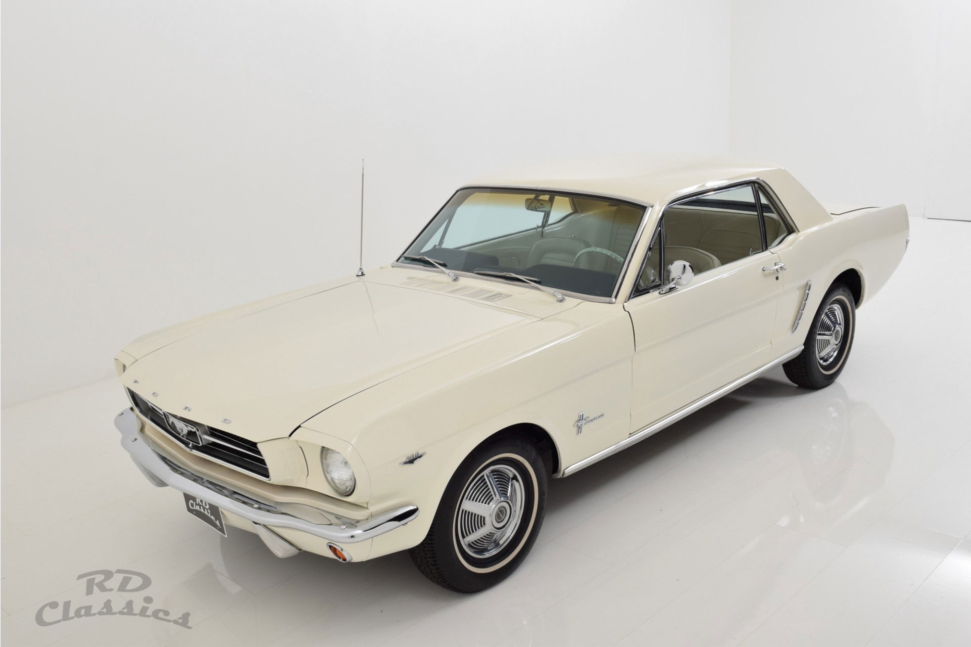 Ford Mustang RD Classics