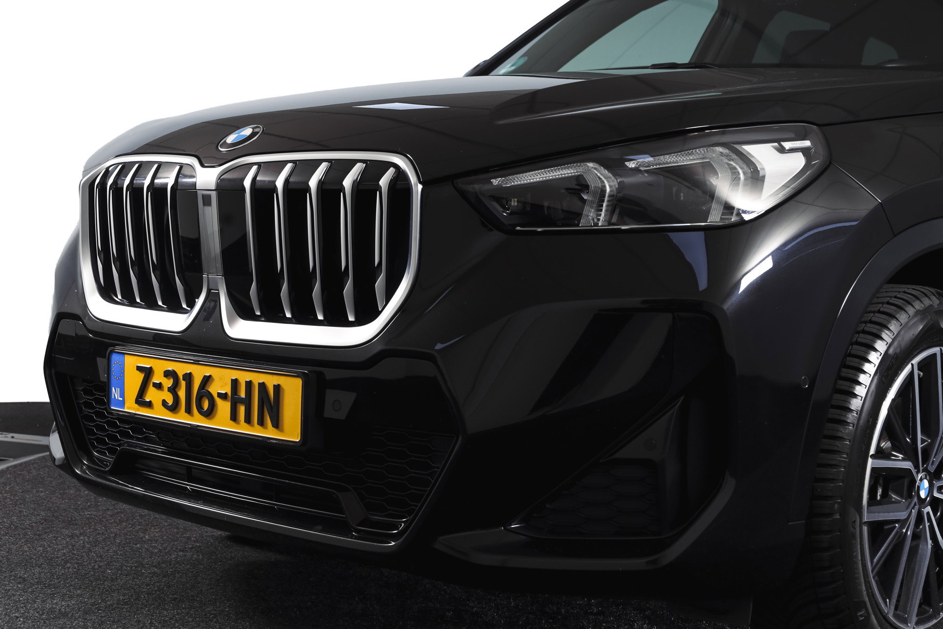 BMW - X1