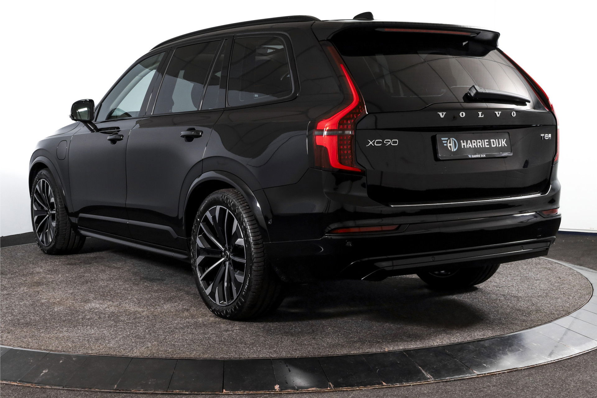 Volvo - XC90