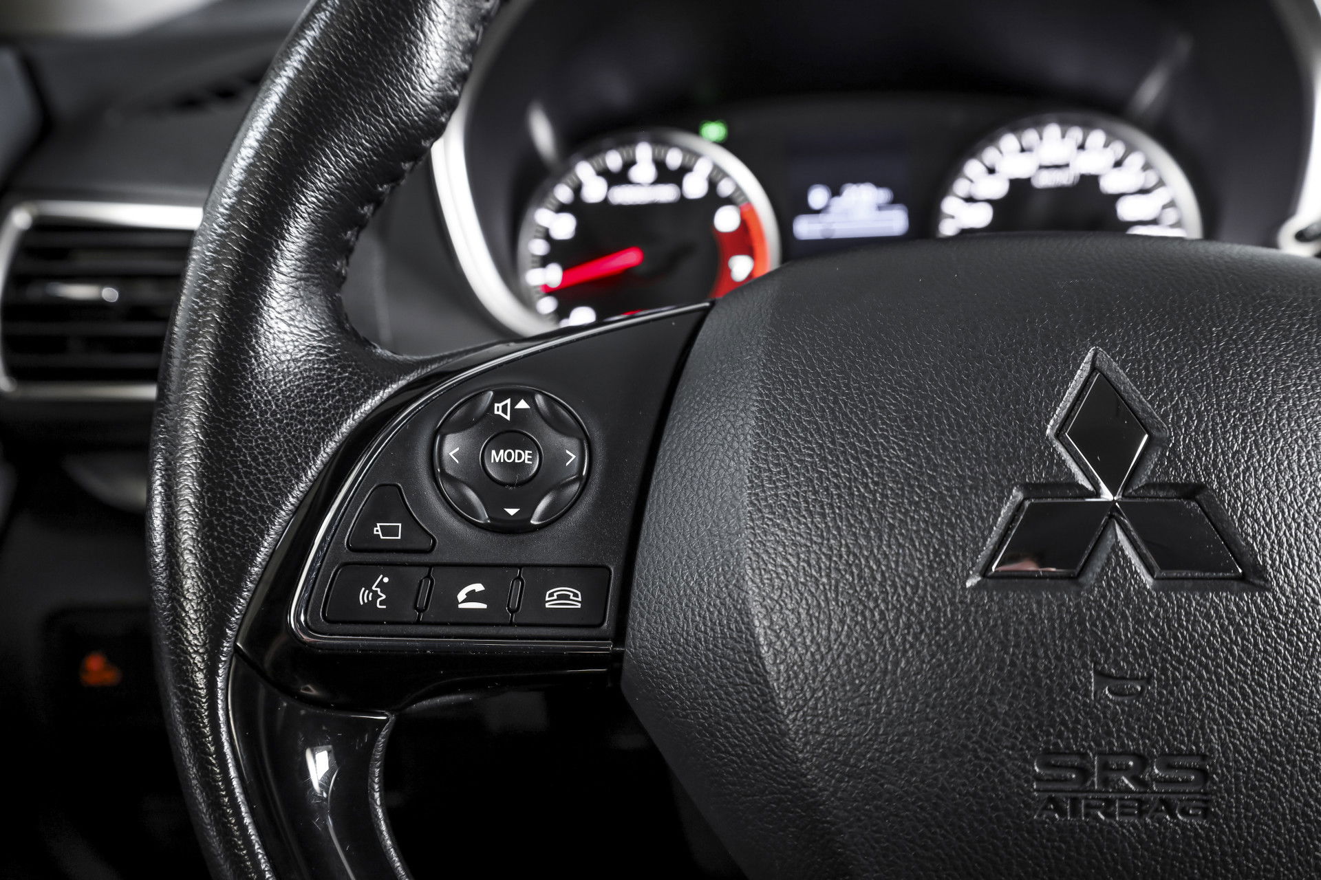 Mitsubishi - Eclipse Cross