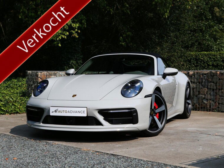 Foto van Porsche 911 992 Cabriolet Carrera 4S Porsche Exclusive Manufaktur