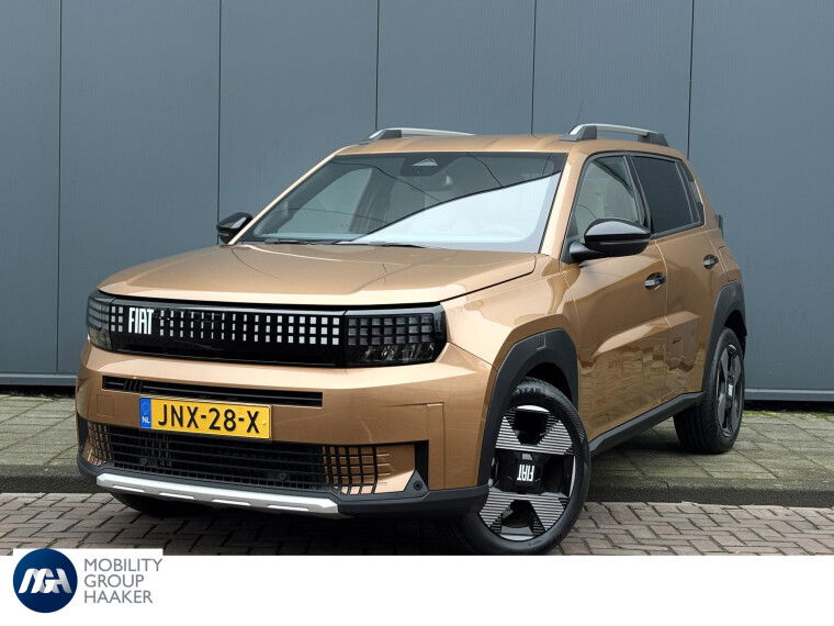 Foto van Fiat Grande Panda 1.2 Hybrid La Prima