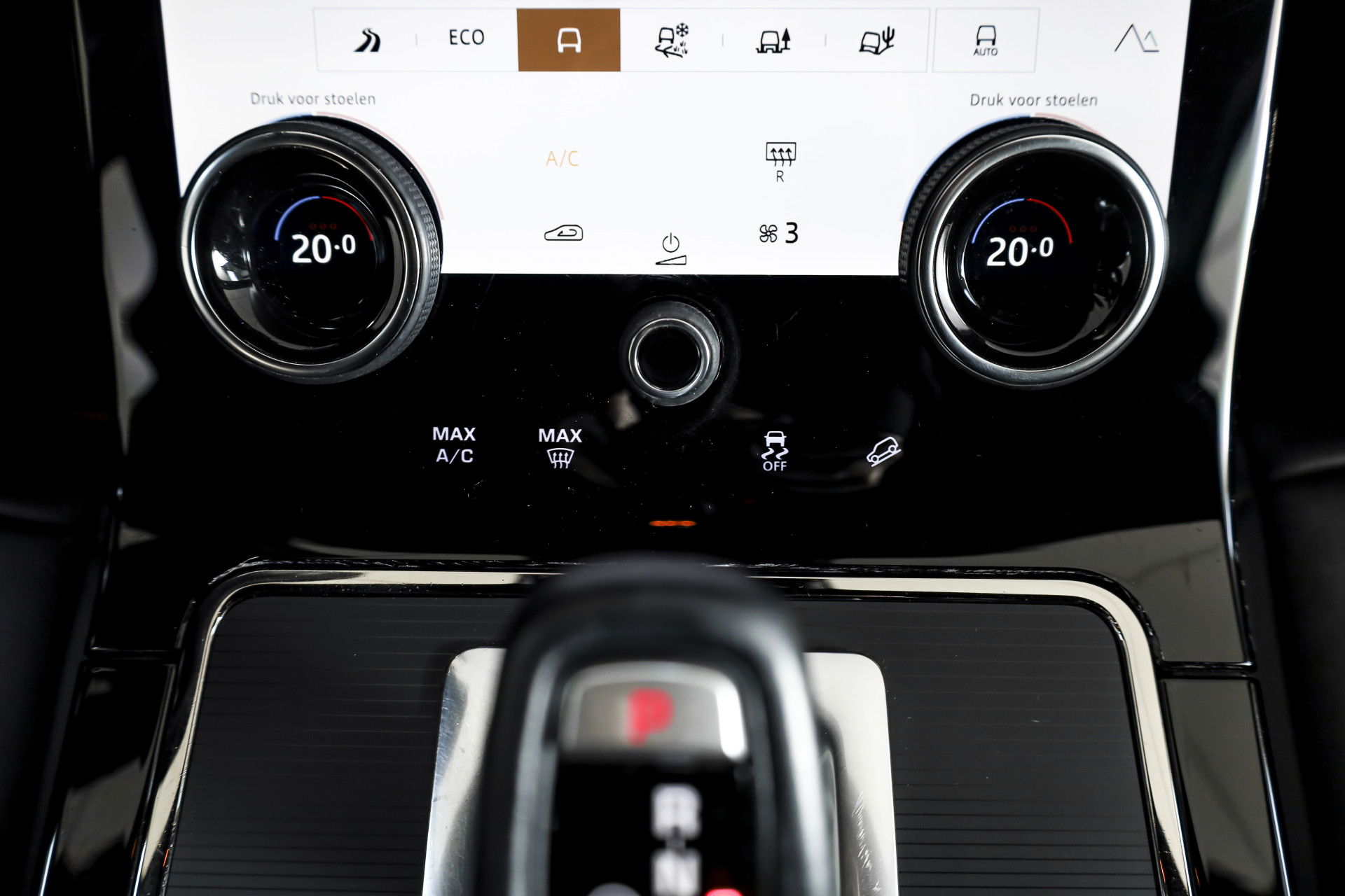 Land Rover - Range Rover Evoque