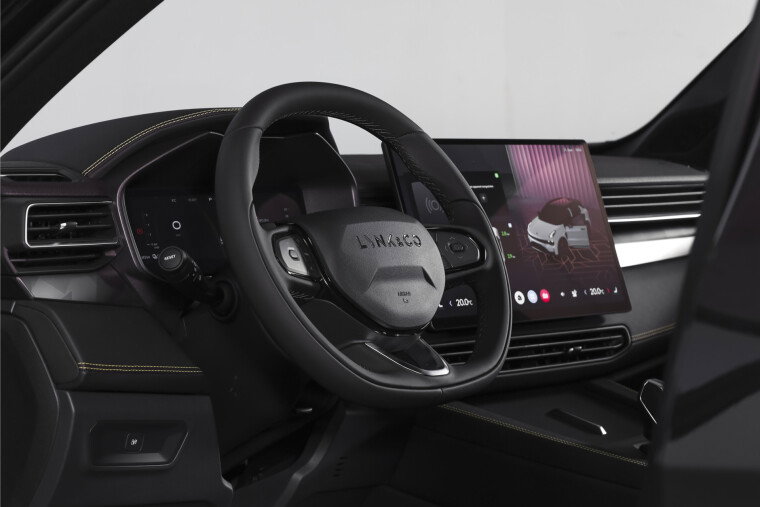 Lynk & Co - 01
