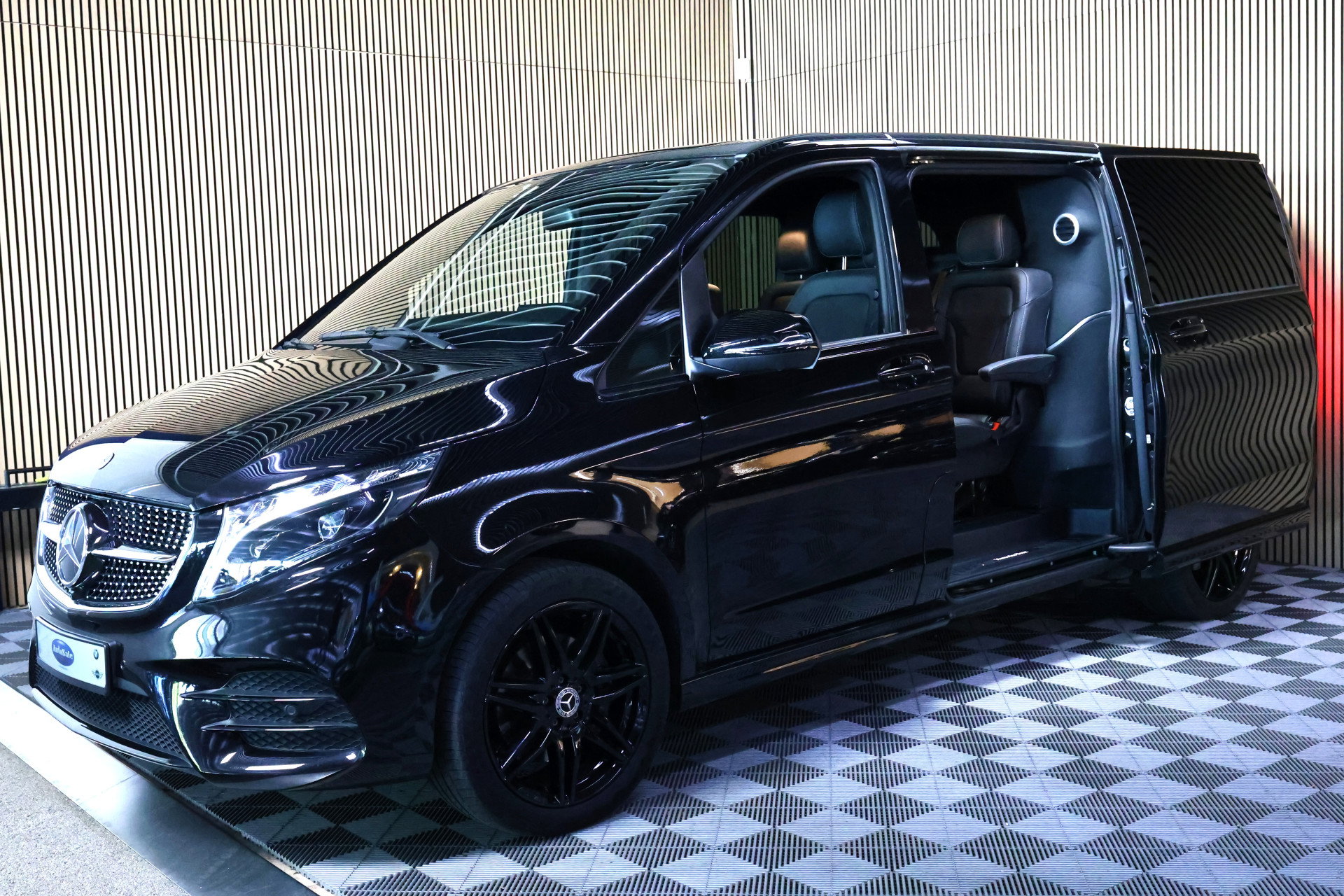 Mercedes-Benz 300d L2 Exclusive AMG Line AVM MEMORY BURMEISTER NAVI CLIMA 360CAM "24 - foto 8