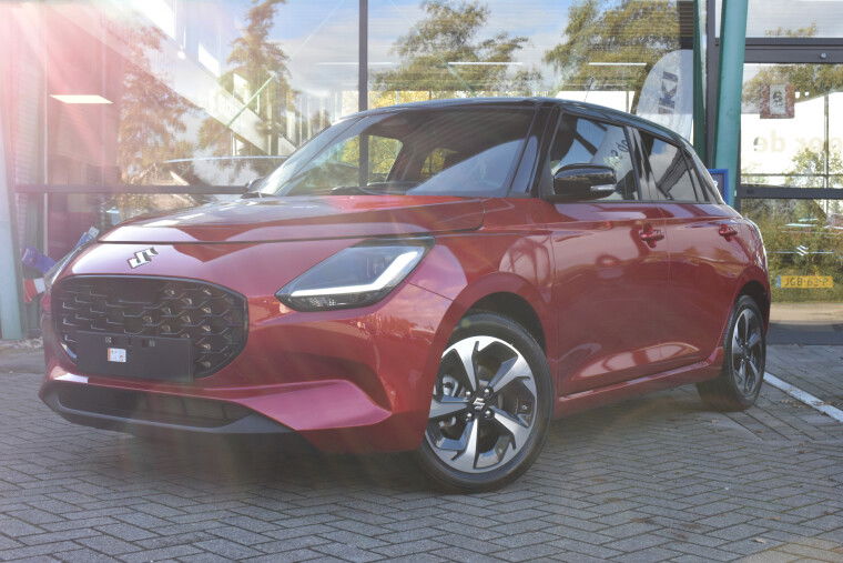 Foto van Suzuki Swift 1.2 Style Smart Hybrid CVT Automaat 83pk