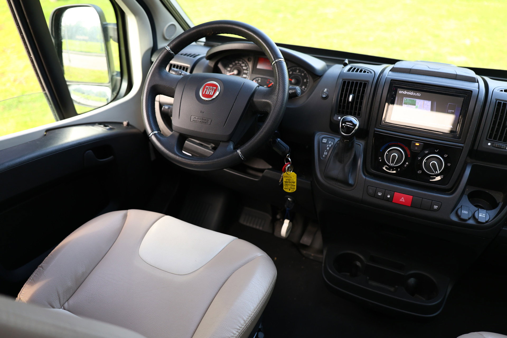 Rapido Van 640 BUSCamper AVM AUTOMAAT PANORAMA CARPLAY AIRCO CAMERA DAB BT LEDER '21 - foto 35