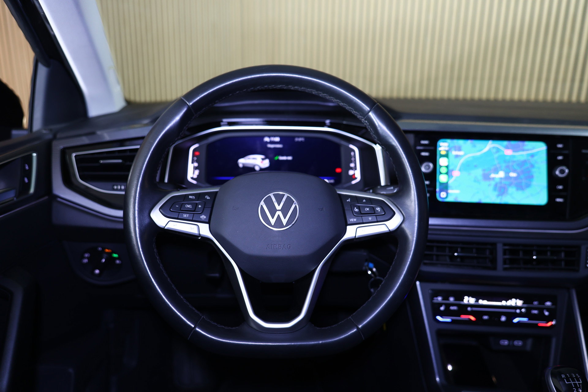 Volkswagen 1.0 TSI Polo CARPLAY NAVI CLIMA CRUISE PDC DAB STOELVW LANE/FRONT ASS '22 - foto 26