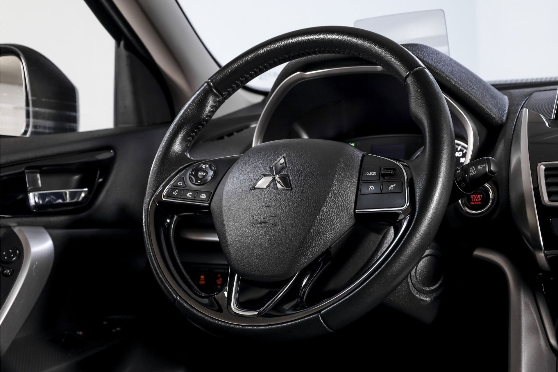 Mitsubishi - Eclipse Cross