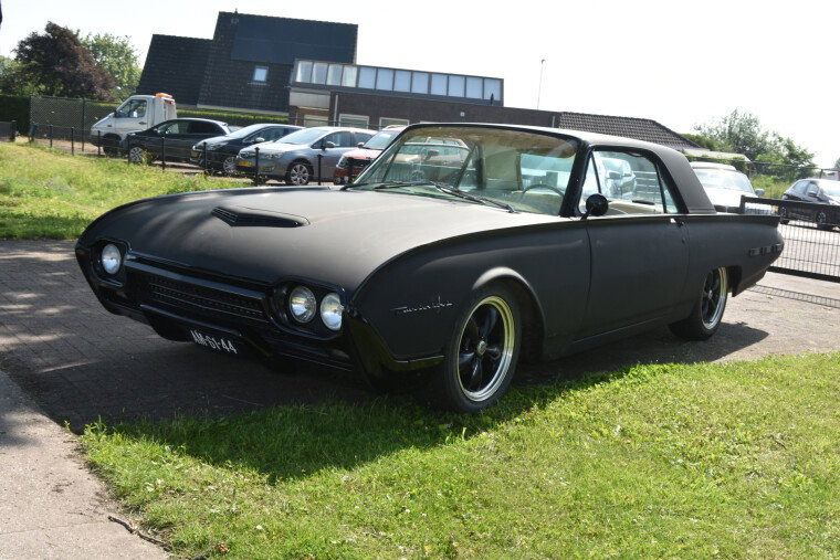 Foto van Ford Thunderbird V8 Automaat bouwjaar 1962.