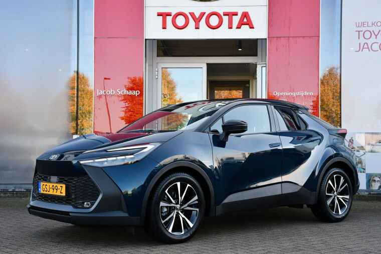Foto van Toyota C-HR 1.8 Hybrid 140 First Edition Automaat 140Pk
