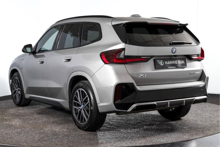 BMW - X1