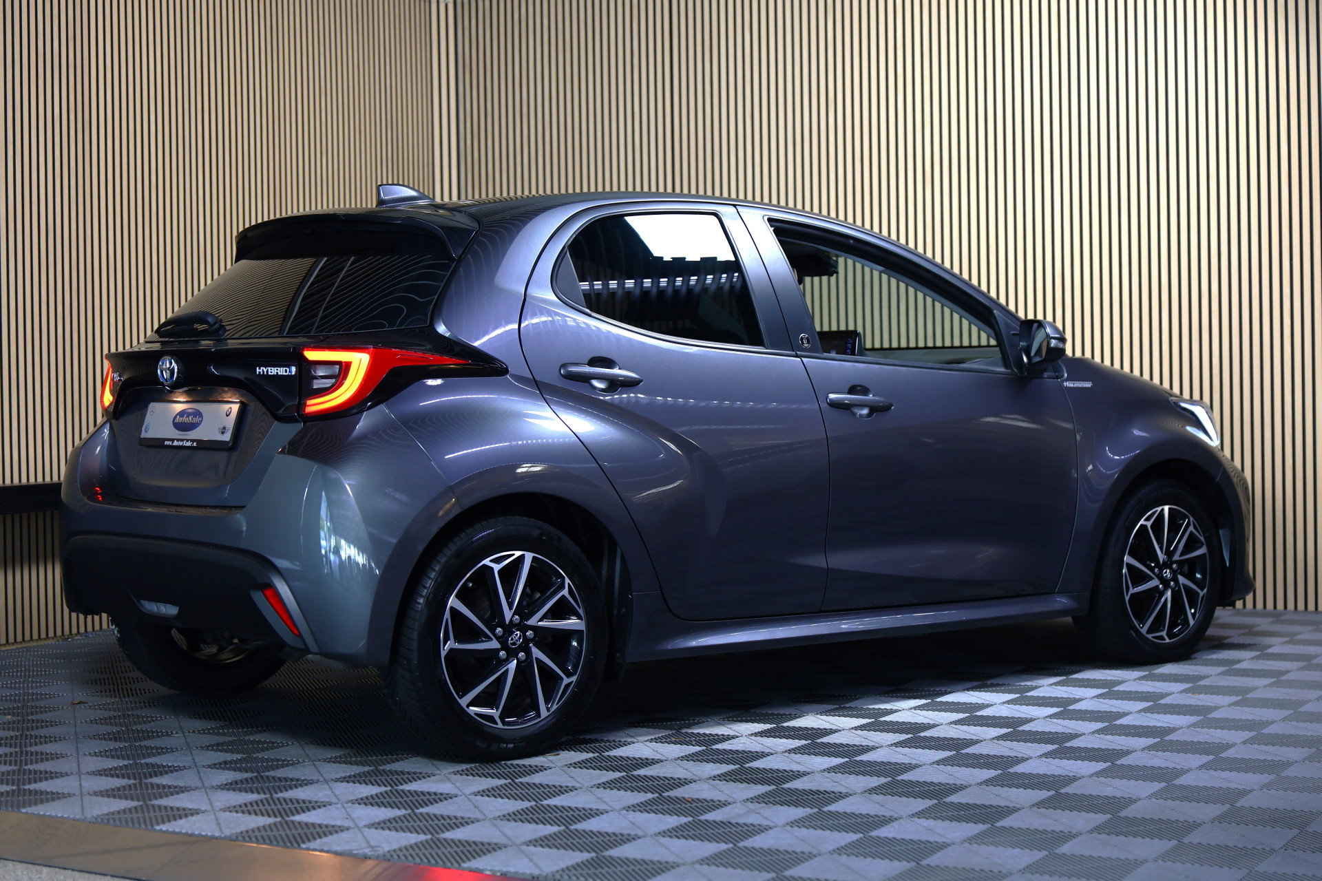 Toyota 1.5 Hybrid Business Plus AUTOM CLIMA CAMERA CRUISE CARPLAY LANE STOELVW '23 - foto 6