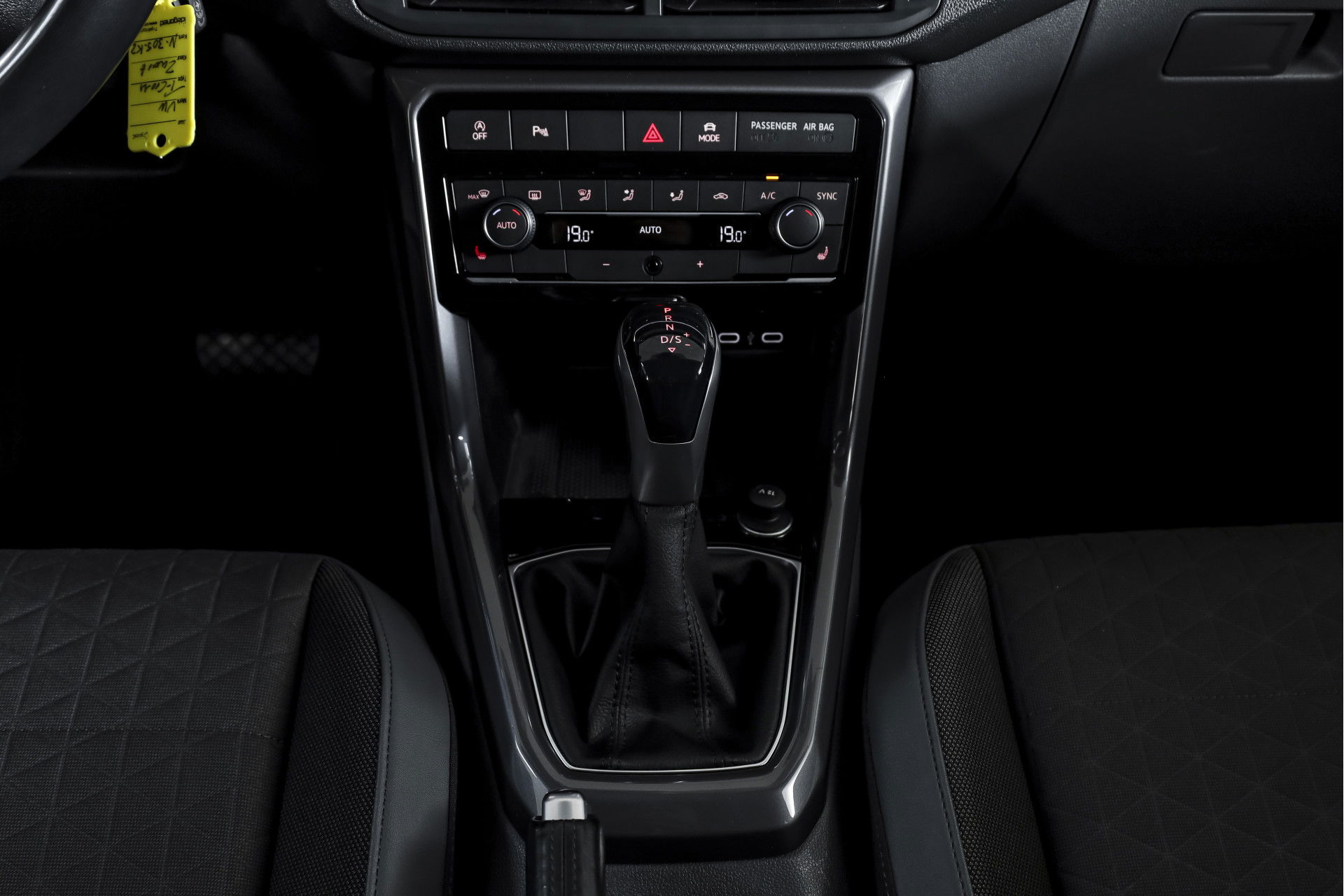 Volkswagen - T-Cross