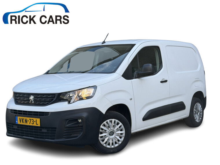 Foto van Peugeot Partner 1.2 PureTech Premium