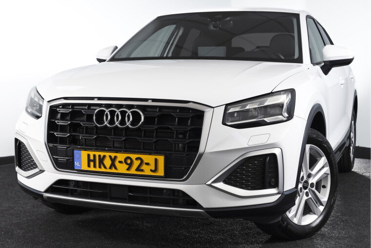 Audi - Q2
