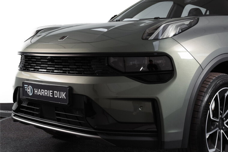 Lynk & Co - 01