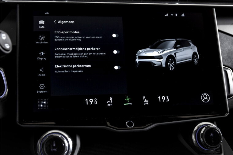Lynk & Co - 01