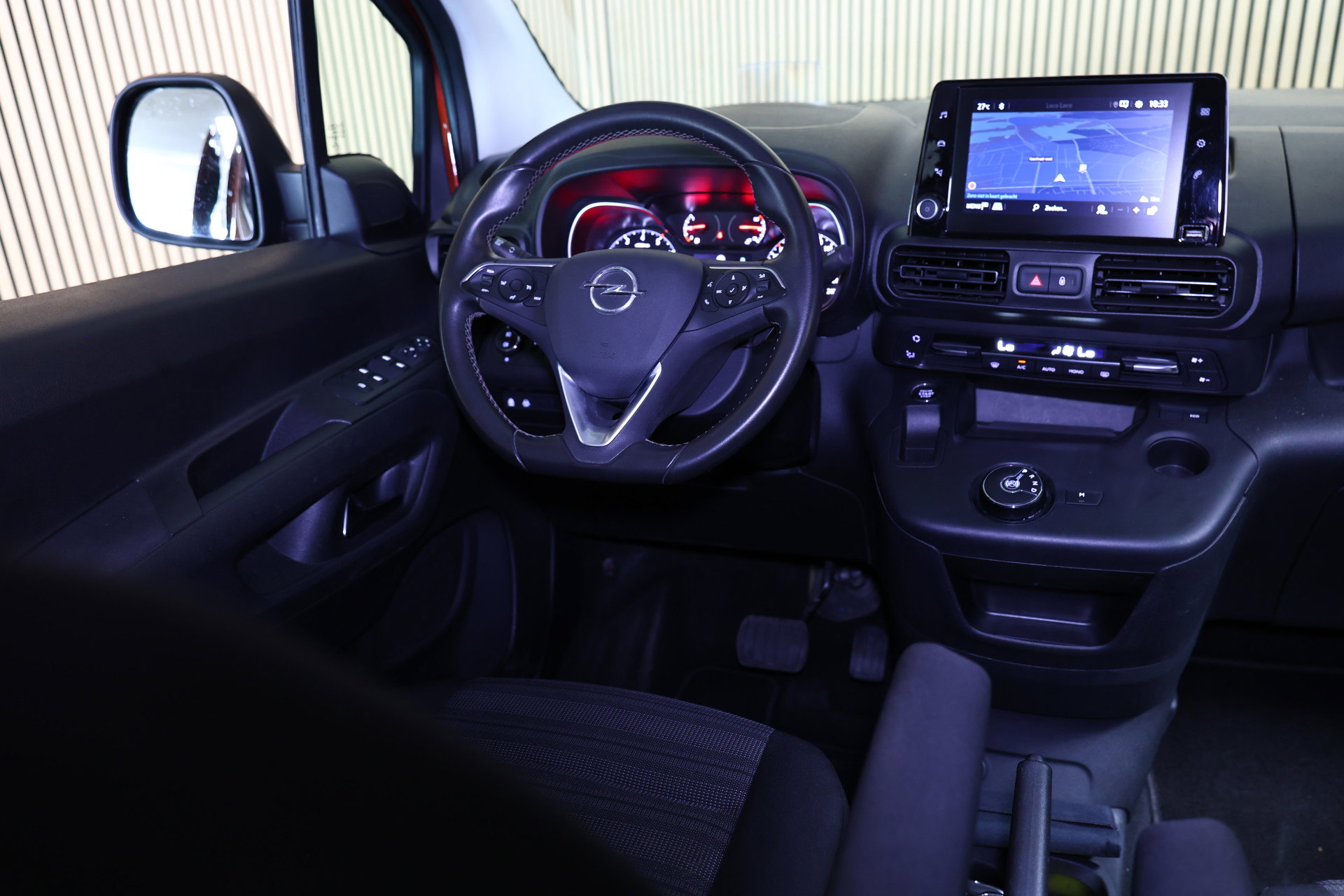 Opel Combo 1.2 Turbo Innovation XL 7pers AUTOM NAVI Carplay TREKH 360 Cam L2H1 '21 - foto 34