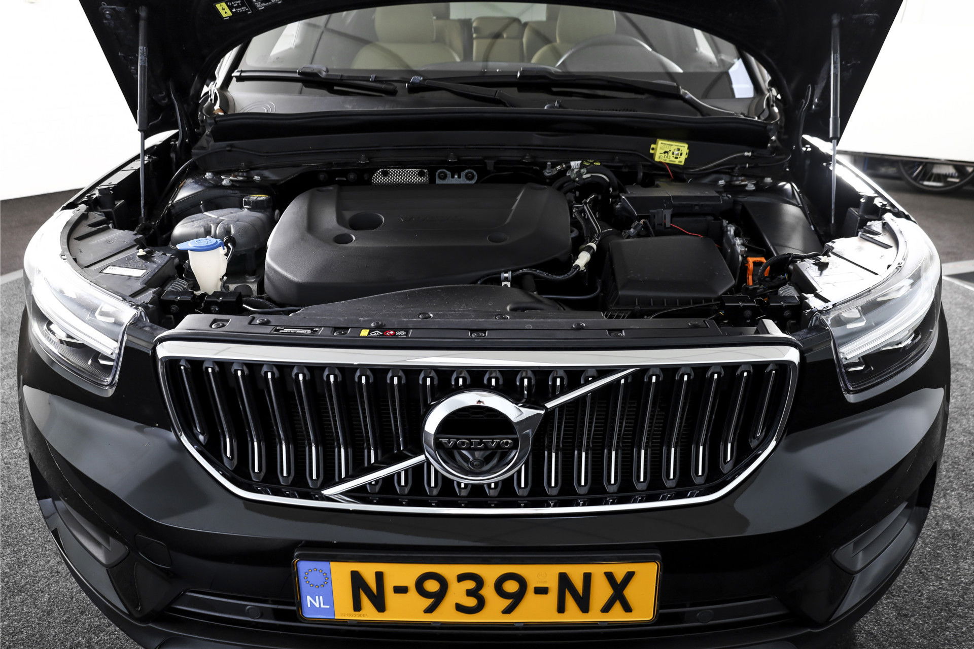 Volvo - XC40