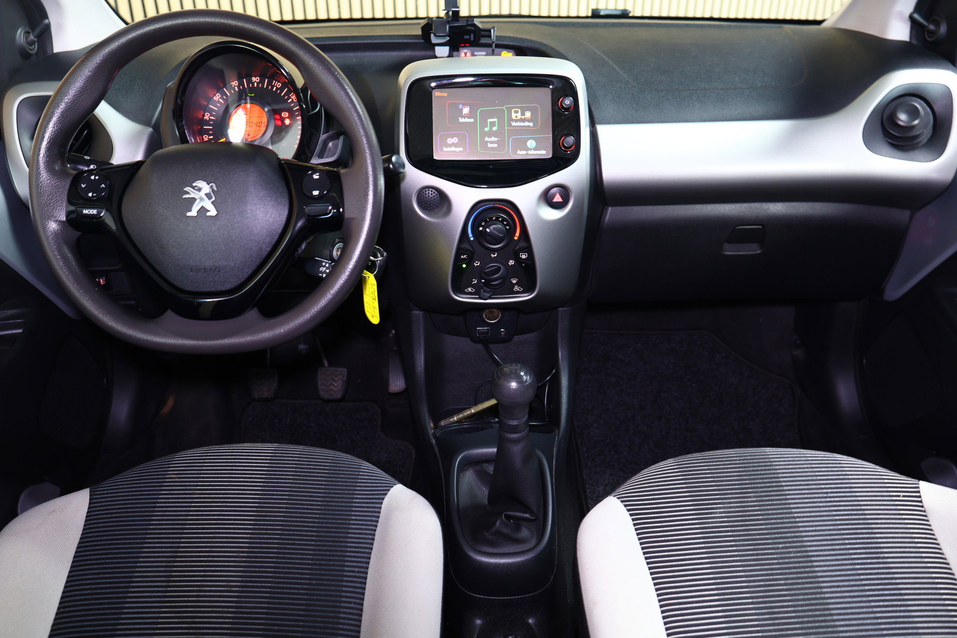 Peugeot 1.2 Puretech Allure CABRIO TOP NAVIGATIE CARPLAY AIRCO A. CAMERA 2018 - foto 2