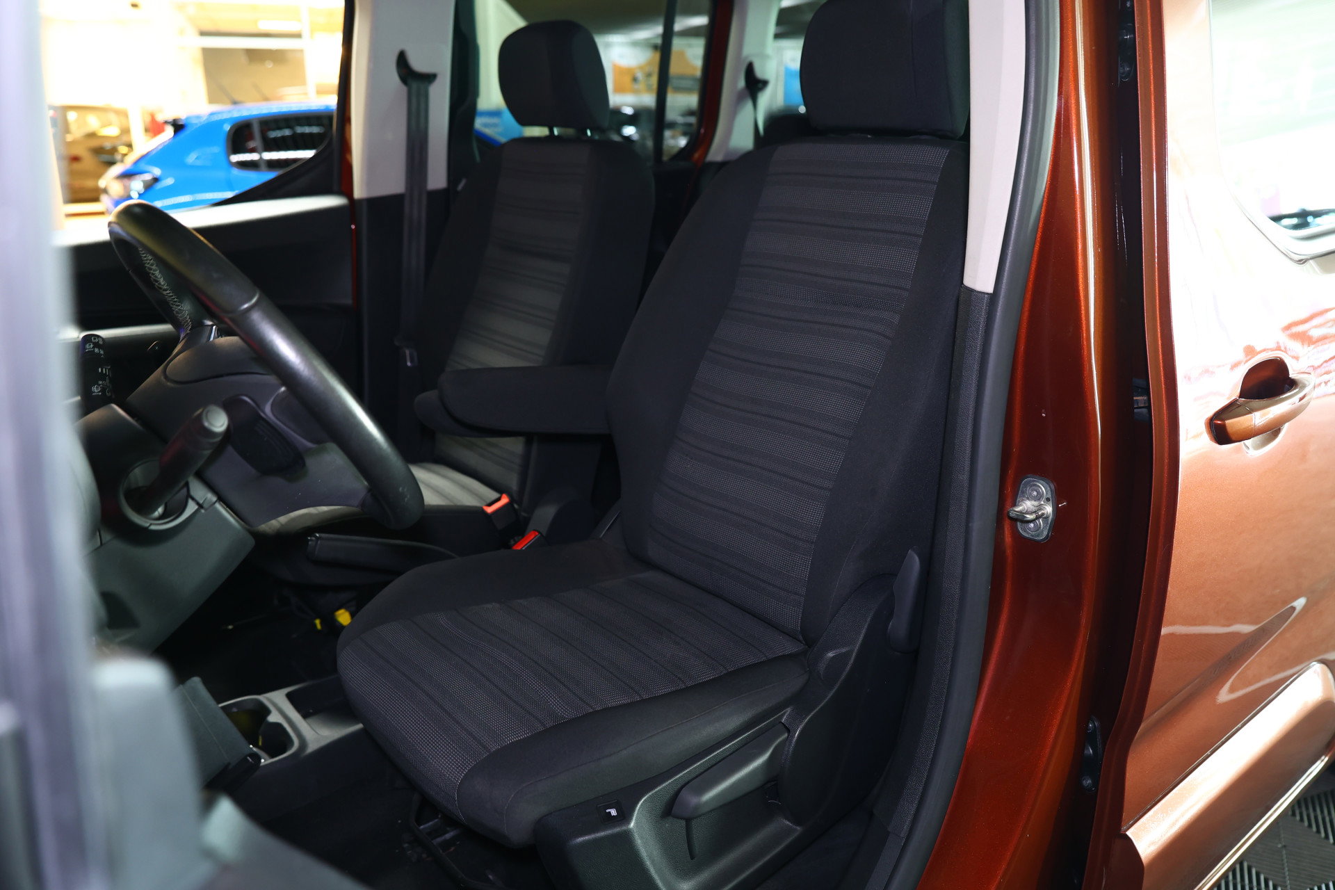 Opel Combo 1.2 Turbo Innovation XL 7pers AUTOM NAVI Carplay TREKH 360 Cam L2H1 '21 - foto 26