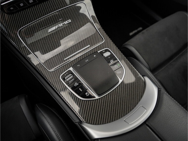 Carbonafwerking interieur