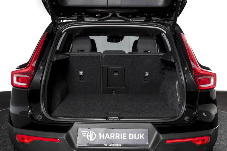 Volvo - XC40