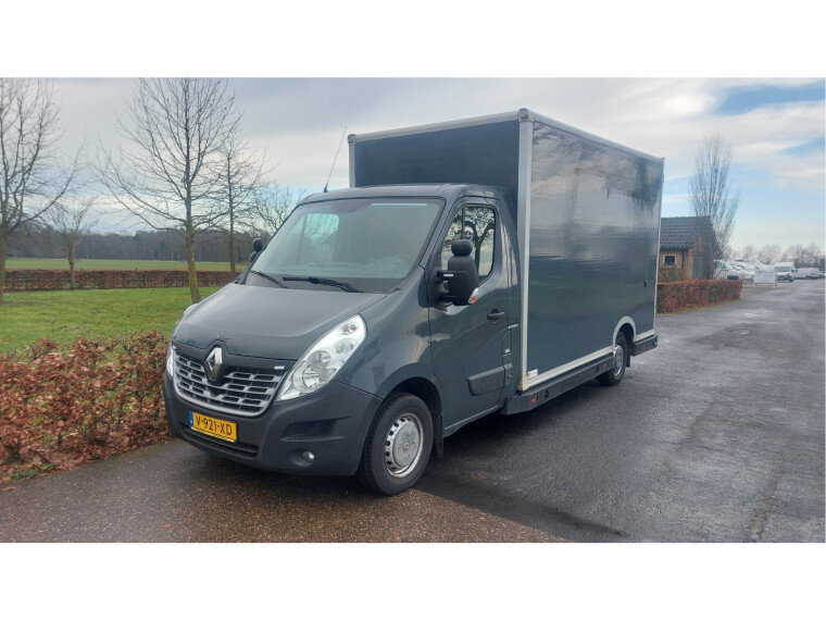 Foto van Renault Master T35 2.3 dCi L3H2 Stop & Start