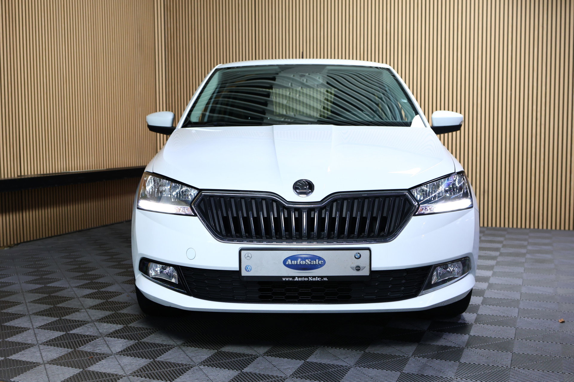 Škoda AVM AIRCO BLUETOOTH STOELVW PDC "19 - foto 6