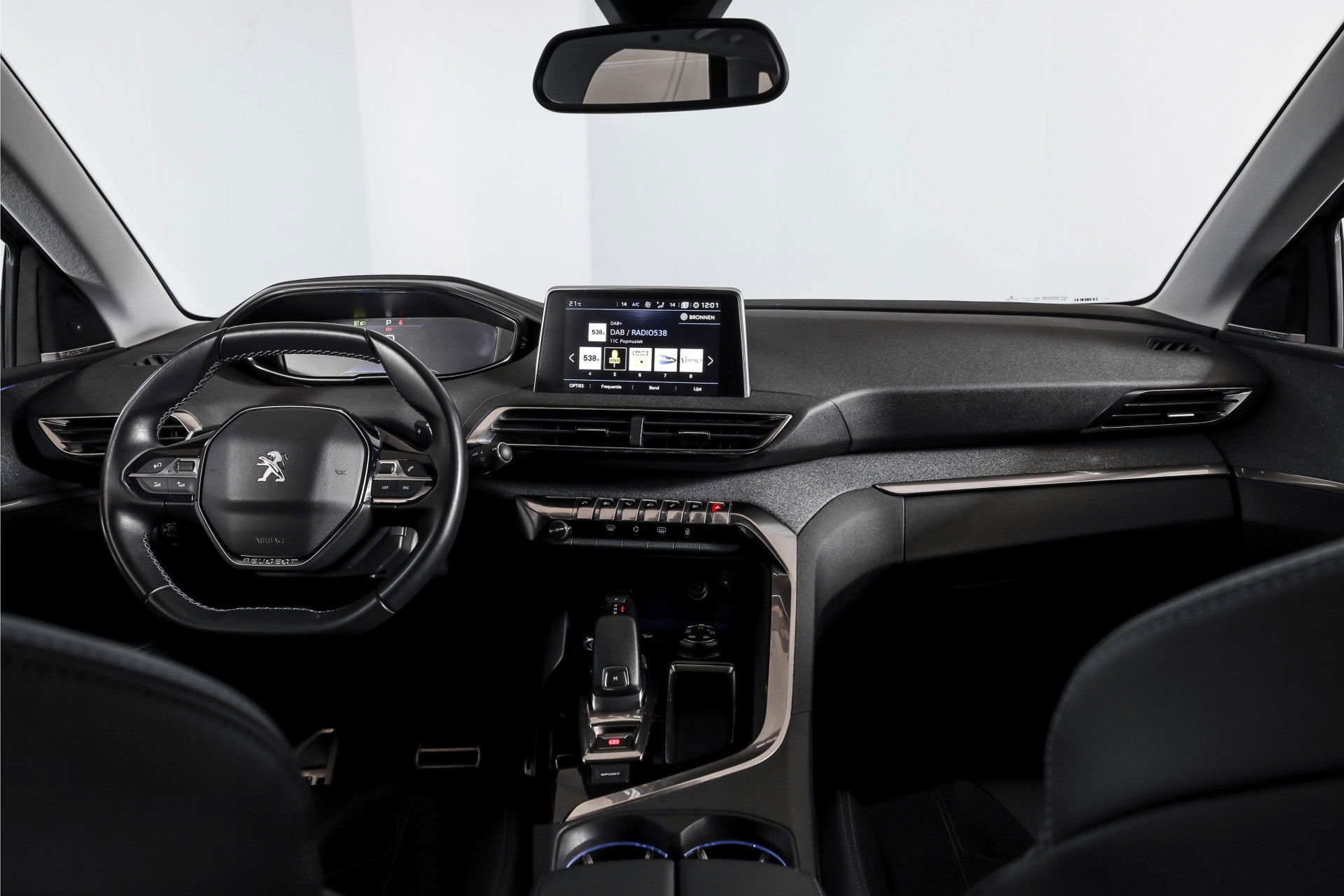 Peugeot - 3008
