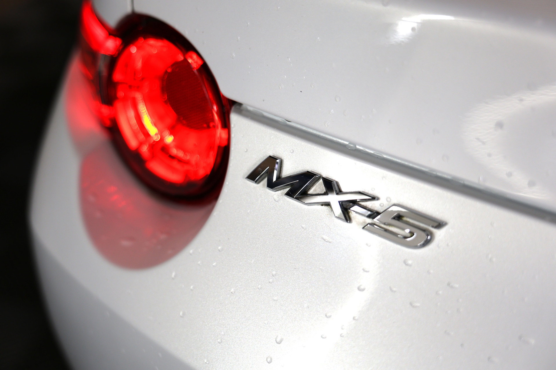 Mazda 1.5 SkyActiv-G 131 GT-M BOSE LEDER NAVI KEYLESS CRUISE BT "16 - foto 5