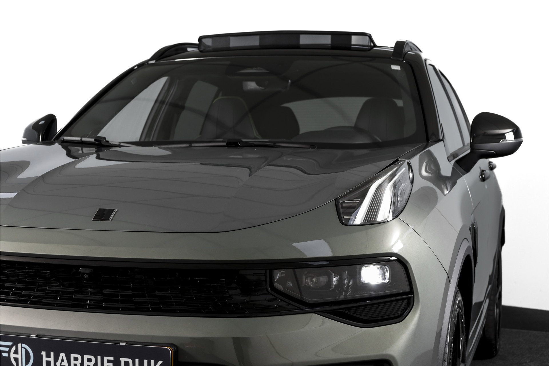 Lynk & Co - 01