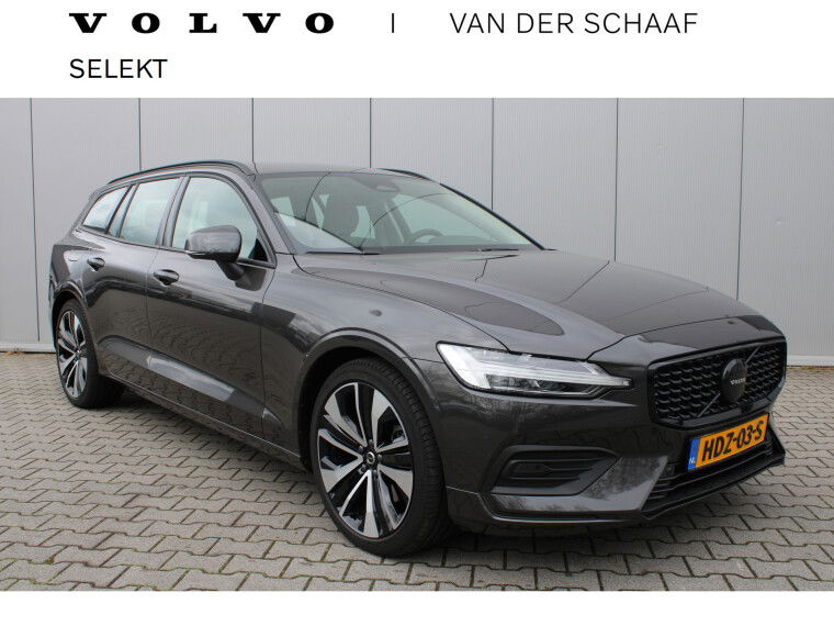 Foto van Volvo V60 B3 Essential Edition