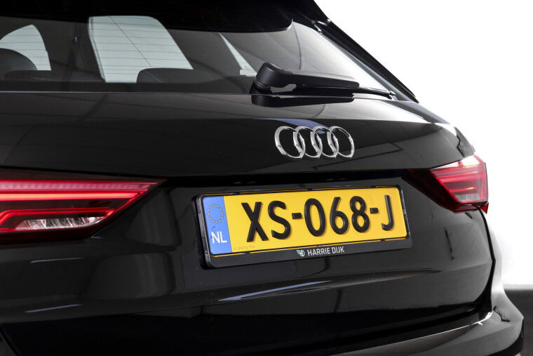 Audi - Q3