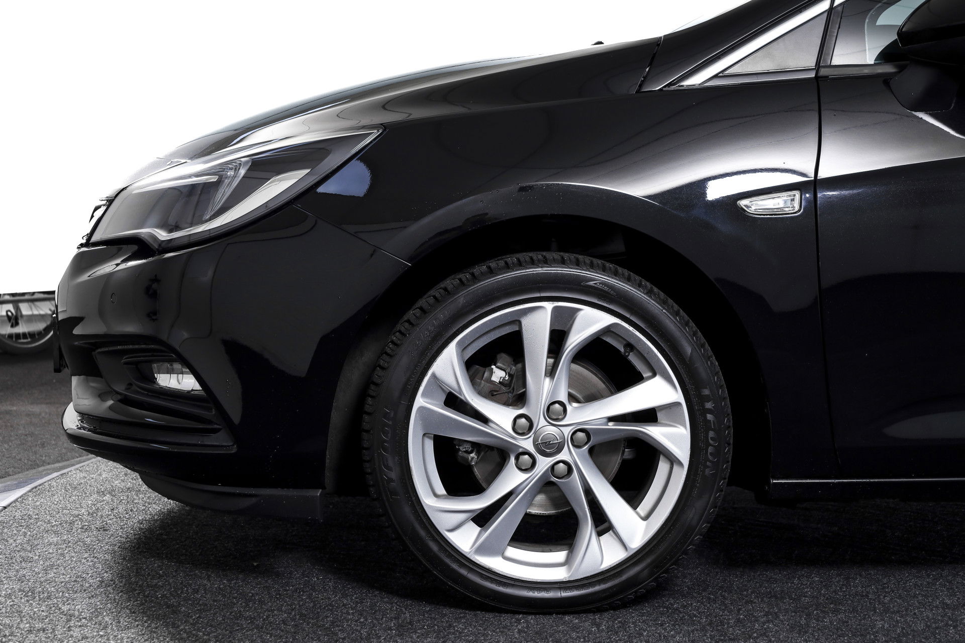Opel - Astra