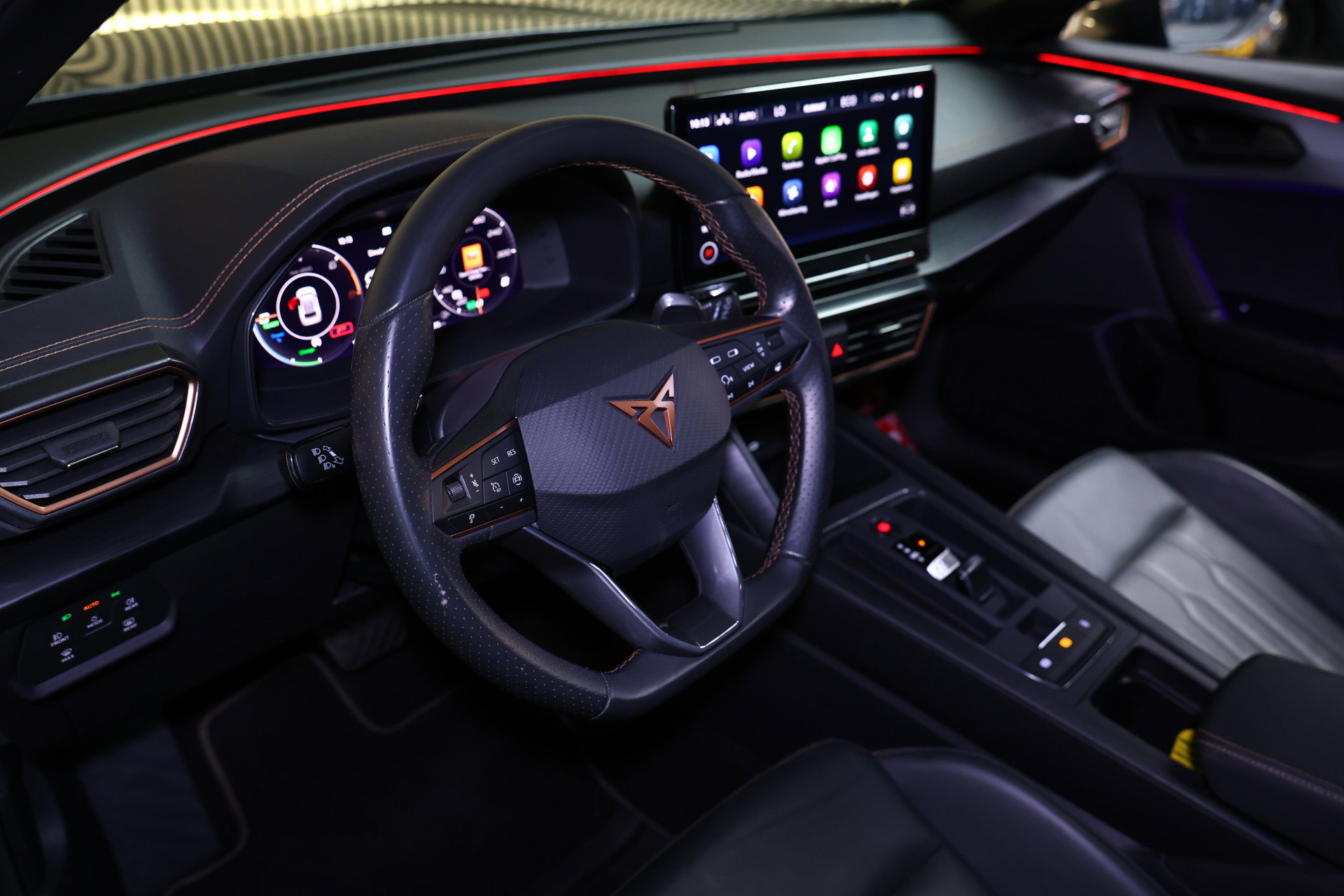 CUPRA 1.4 e-Hybrid Adrenaline AVM CARPLAY NAVI PANO MEMORY VIRTUAL CAMERA SFEER "23 - foto 37