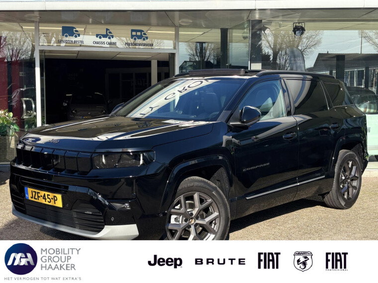 Foto van Jeep Compass 1.2 e-Hybrid First Edition