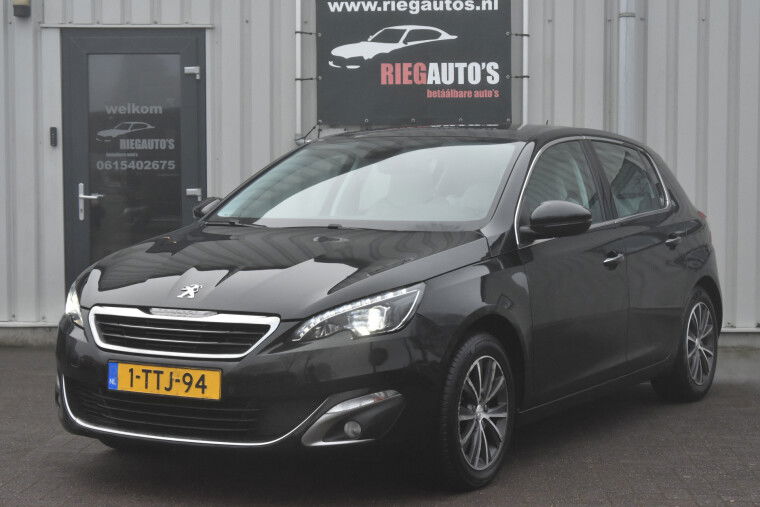 Foto van Peugeot 308 1.6 Turbo Première – 2014 | NL Auto | Dealeronderhouden | Camera | Navi | Cruise | Climate | Bluetooth | Keyless Start