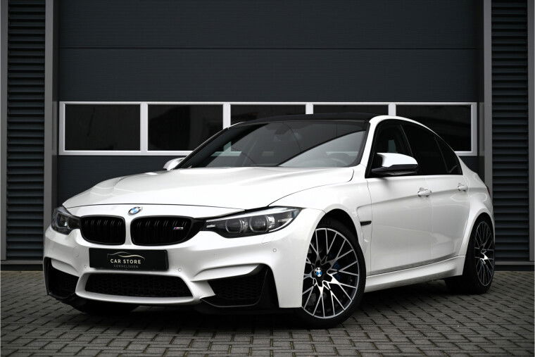 Foto van BMW 3 Serie M3 DCTA LCI / CARBON / HARMAN KARDON / LEDER / MEMORY / DODE HOEK DETECTIE / DEALERONDERHOUDEN