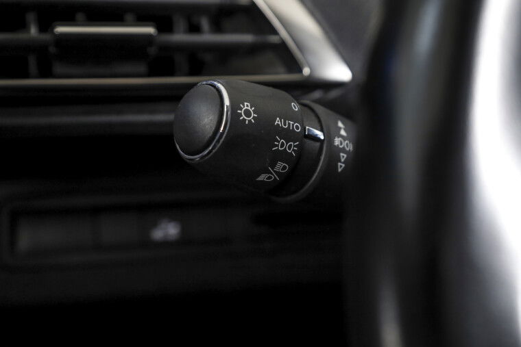 Peugeot - 3008