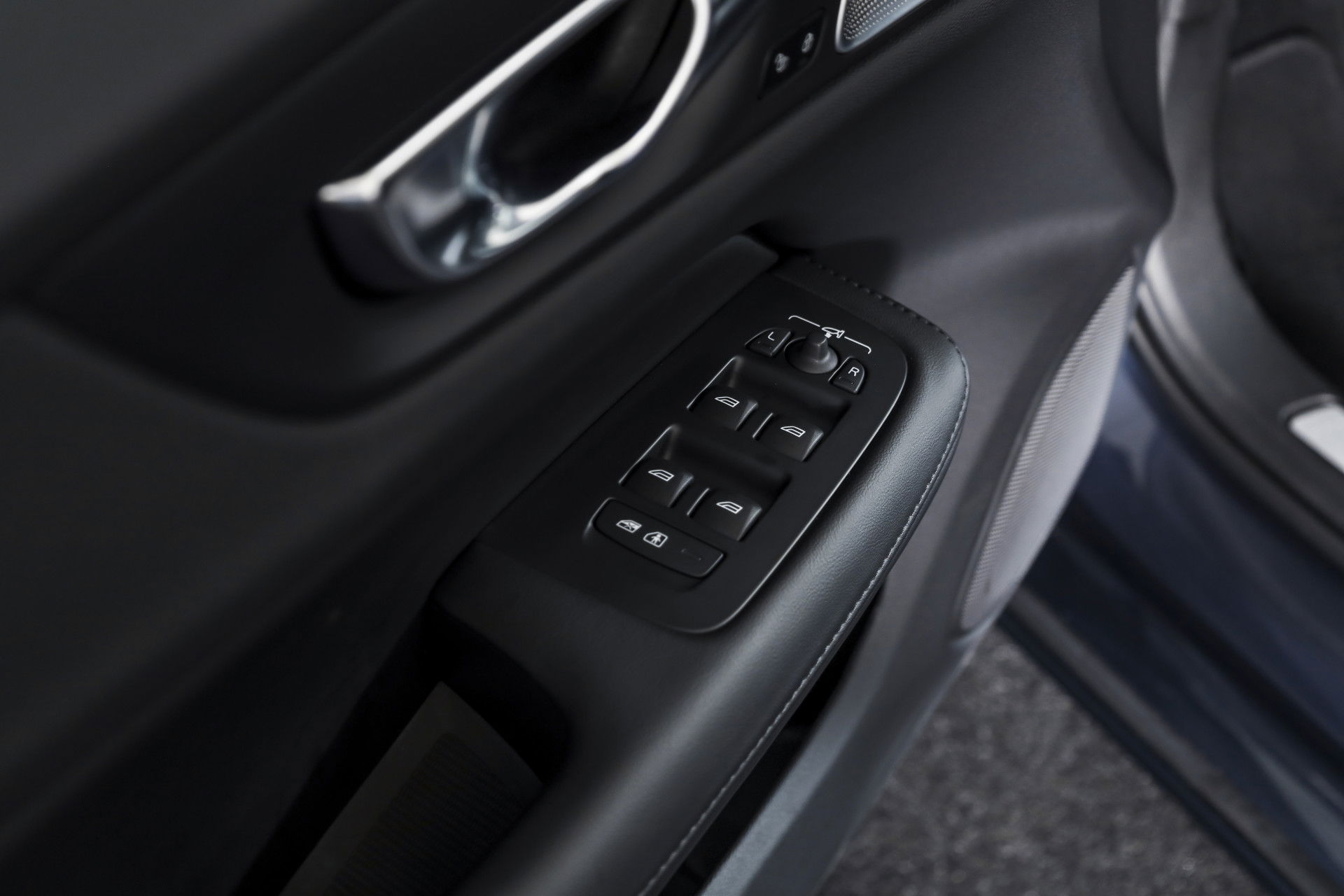 Volvo - V60