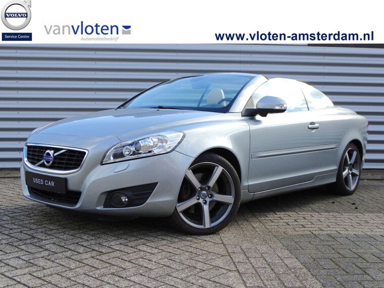 Foto van Volvo C70 Convertible 2.4i Intro Edition | CarPlay | Camera | Haak