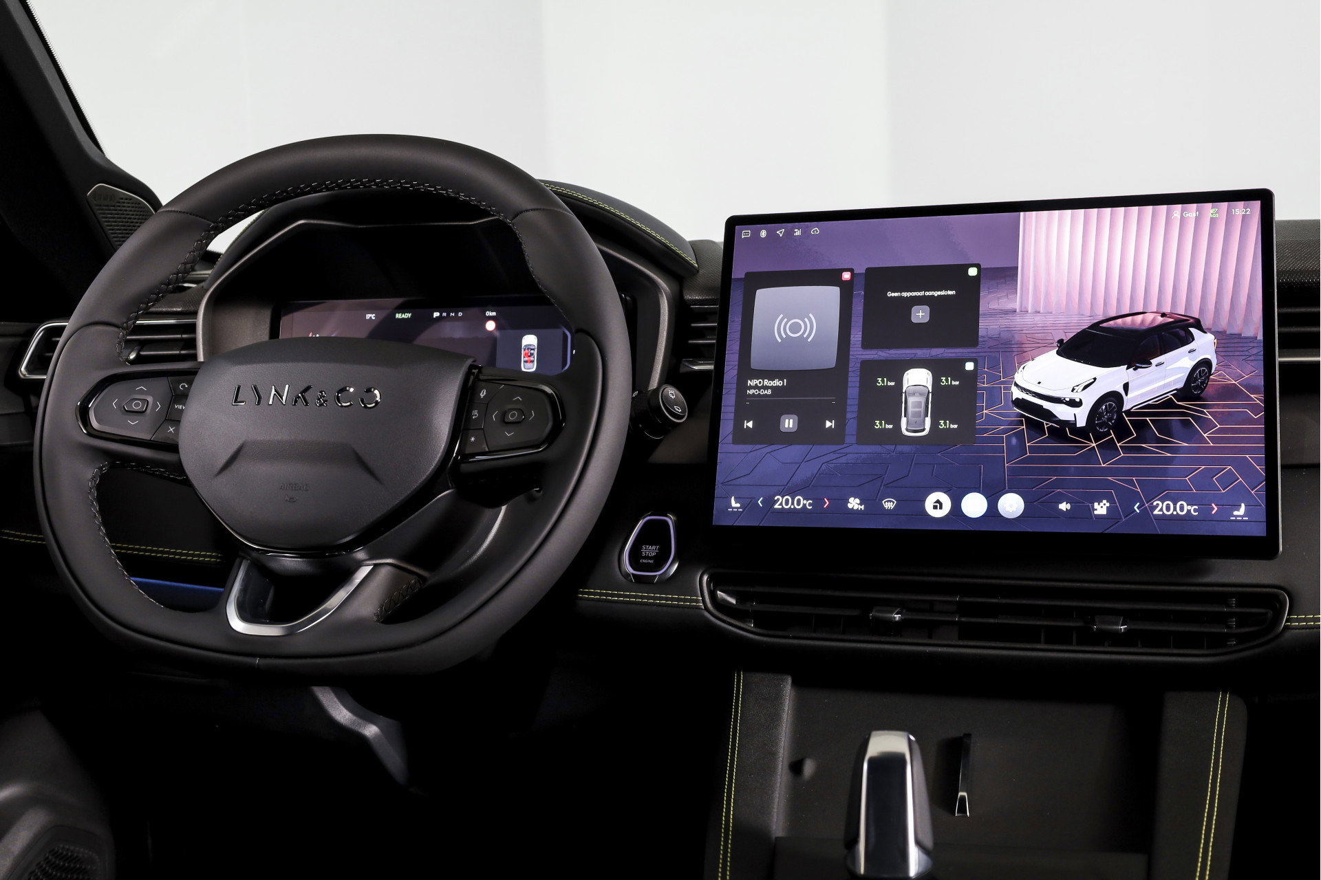 Lynk & Co - 01