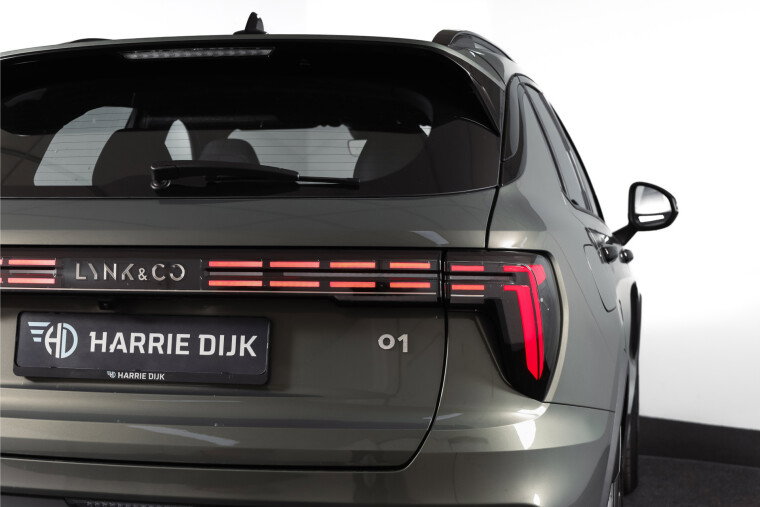 Lynk & Co - 01