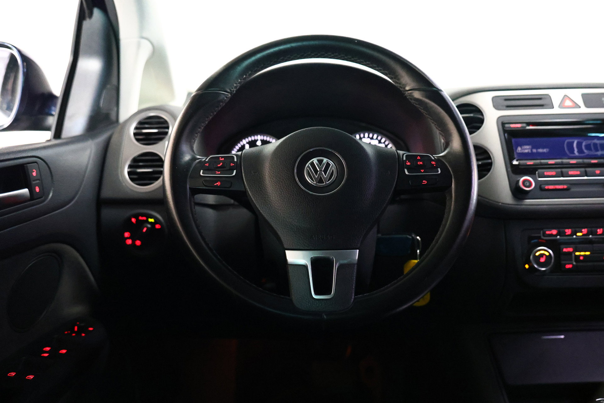 Volkswagen 1.4 TSI Highline DSG 62000 km AIROC PDC CRUISE STOELVW '13 - foto 21