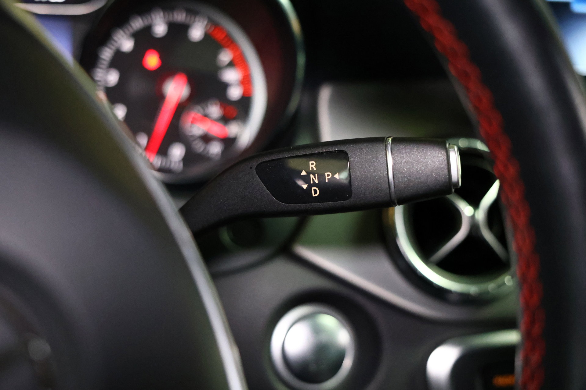 Mercedes-Benz 180 AMG Shooting Brake AUTOM AVM CAMERA PDC BT '19 - foto 16